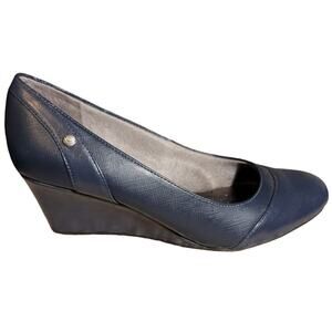NWOB Life Stride Dreams Wedge 2" Blue Pumps Women's Sz 8.5 W